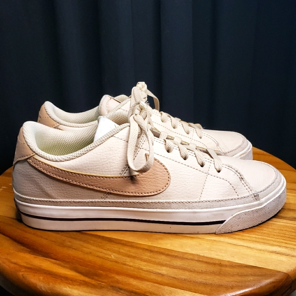 Nike Shoes - Nike 'Court Legacy' Sneakers - White - size 7 Women's